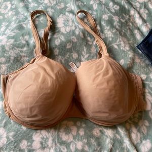 38DD Lightly Lined VS Bra